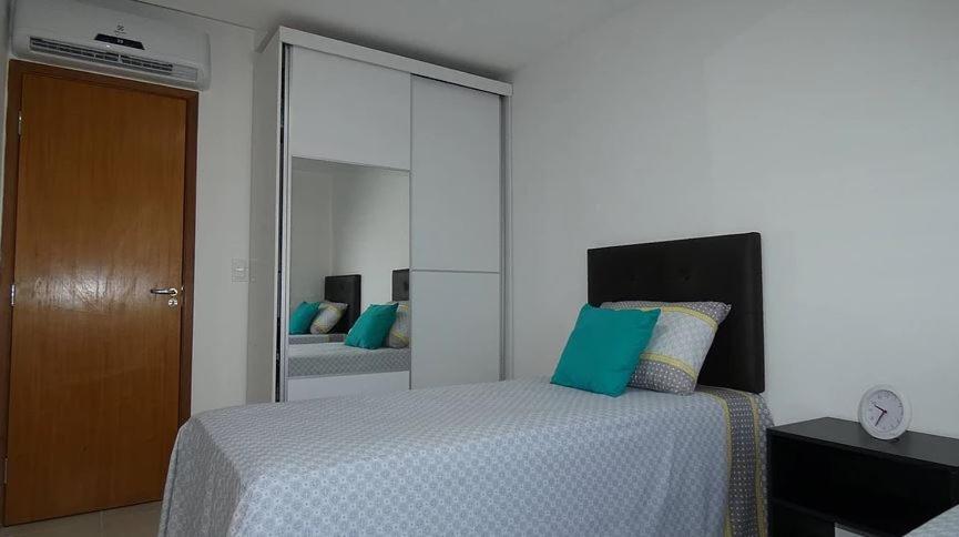 Apto Guarajuba Praia Condominio Porto Smeralda-100 Metros Da Praia Exteriér fotografie