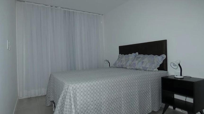 Apto Guarajuba Praia Condominio Porto Smeralda-100 Metros Da Praia Exteriér fotografie